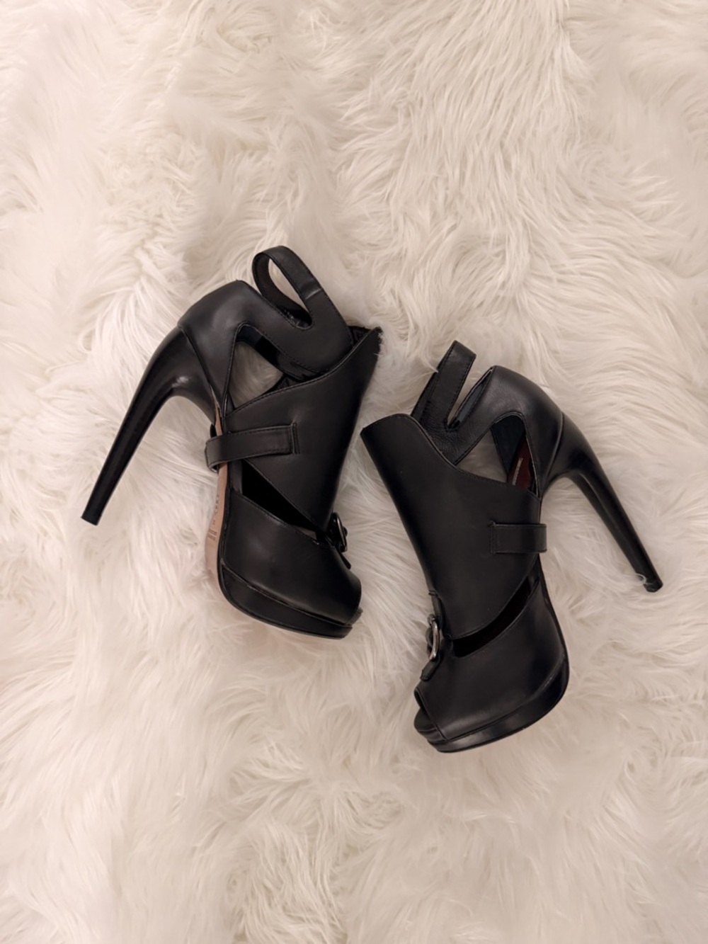 Leon max booties